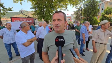 Kinik Belediye Baskani Geçene'ye Isçi Çikarmalari Nedeniyle Tepki Yagdi