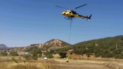Maden Arama Helikopteri Tunceli'de Acil Inis Yapti
