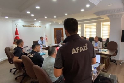 Tunceli'de 'Depreme Hazirlik Ve Risk Azaltma Toplantisi'