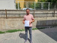 Agrili Çift Tüm Varligini Kizilay'a Bagisladi