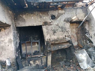 Elektrik Kaçagi, Evi Kullanilamaz Hale Getirdi