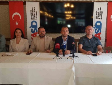Baskan Ipek Üyeleri Tanitip Çalismalarini Anlatti