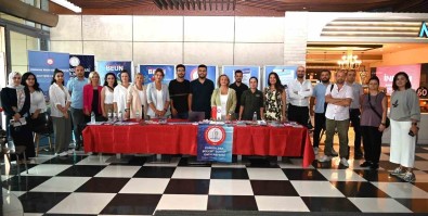 Cumhuriyetin Ilk Üniversitesi BEUN'un Tercih Ve Tanitim Günleri Basladi