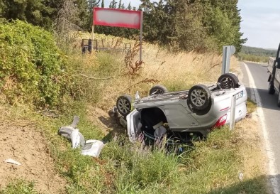 Kesan'da Takla Atan Otomobilde 3 Kisi Yaralandi