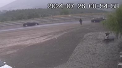 Trafik Kazalarinda 4'Ü Çocuk 8 Kisi Yaralandi