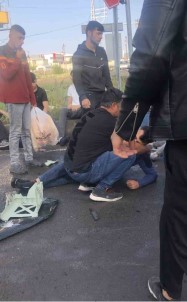 Kars'ta Kazada Can Pazari... Minibüsle Otomobil Çarpisti Açiklamasi 3'Ü Agir 8 Yarali