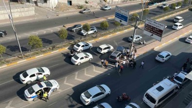 Kontrolden Çikan Araç Refüje Çarpti Açiklamasi 6 Yarali