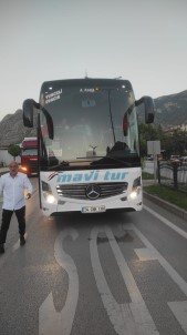 Amasya'da Yolcu Otobüsü Yayaya Çarpti