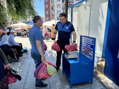 Çorum Belediyesi Semt Pazarlarinda, Ücretsiz Servis, Tarti Kontrol Ve Ürün Denetimi Yapiyor