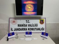 Uyusturucu Taciri Jandarmanin Operasyonu Ile Yakalandi