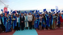 Van YYÜ'de Mezuniyet Coskusu