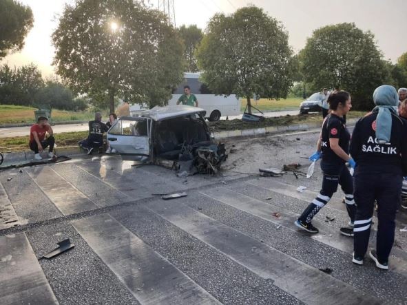 Freni patlayınca paramparça oldu! Yaralılar var