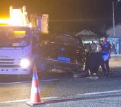 Bozüyük'te Otomobil Kamyona Çarpti; 3 Kisi Yaralandi