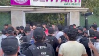 DEM Partililerin Izinsiz Gösterisine Polis Müdahalesi Haberi