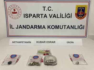 Isparta'da Araçta Uyusturucu Ele Geçirildi