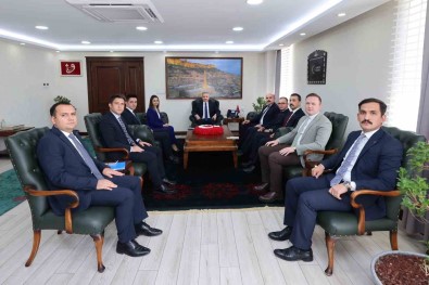 Vali Akkoyun, Mardin'e Yeni Atanan Vali Yardimcilari Ve Kaymakamlari Kabul Etti