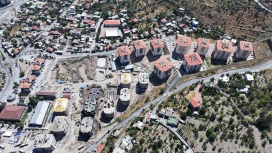 Baskan Özdogan Açiklamasi 'TOKI Ve Kentsel Dönüsüm Konutlari Hizla Yükseliyor'