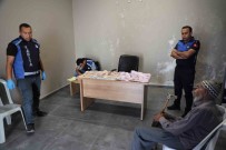 Hatayli Dilenci Üzerinden Çikan 19 Bin 765 TL Ile Adeta Rakip Tanimadi