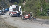 Motosiklet Kamyona Çarpti Açiklamasi 1 Ölü, 1 Yaralu Haberi
