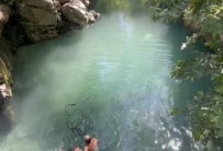 Serinlemek Için Selaleye Giren Genç Hayatini Kaybetti