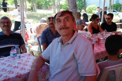 40 Yil Önce Ayrildigi Yetistirme Yurdunu Hala Birakmiyor