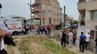 Çanakkale'de Cinnet Getiren Baba, Esini Ve Çocugunu Pompali Tüfekle Öldürdü, Intihar Etti