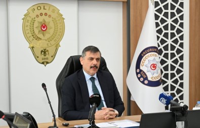 Vali Çiftçi'den Dügün Konvoyu Uyarisi