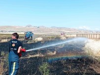 Van'da Tarla Yangini