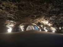 Hititlerden Kalan Tuz Magarasi Büyük Ilgi Görüyor