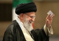 İran’da nefesler tutuldu! Hamaney’den halka seçim çağrısı: Her şey belli olacak!