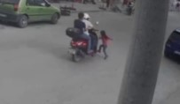 Motosikletin 4 Yasindaki Çocuga Çarpma Ani Kamerada Haberi