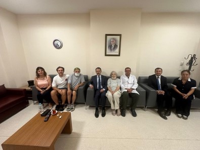 Vali Ilhami Aktas'tan, Kibris Gazisi Ahmet Cahit Önder'e Geçmis Olsun Ziyareti