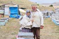 Yarim Asirdir Aricilik Yapan Çift, 5 Çocuk Büyütüp Evlendirdi