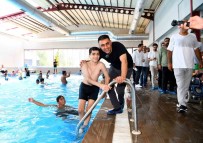 Çukurova'da Yüzmeye Engel Yok