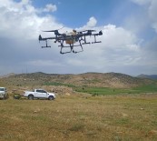 Siirt'te Ilk Defa Dron Ile Çekirge Ilaçlama Yapildi Haberi