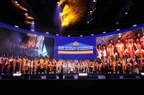 Izmir Ekonomi'de '5 Günlük' Mezuniyet Coskusu