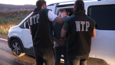 Interpol Tarafindan Kirmizi Bülten Ile Aranan Sahis Yozgat'ta Yakalandi