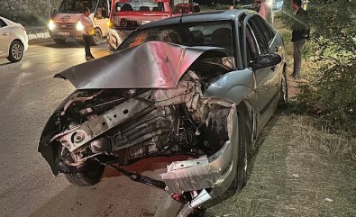 Yüksekova'da Trafik Kazasi Açiklamasi 4 Yarali