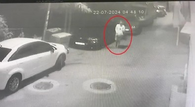 Hırsız çalmaya doyamadı! Önce eve girdi sonra...