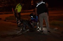 Konya'da Kamyonet Ile Motosiklet Çarpisti Açiklamasi 2 Agir Yarali