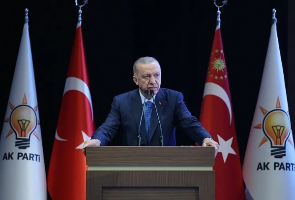 Başkan Erdoğan'dan kurmaylarına net talimat: AK Parti'de bahane olmaz sorun varsa çözeceksiniz