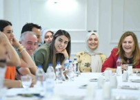 Her Ikisi De Sözlesmeli Olan Ögretmenlerin Aile Birligi Mazeretine Bagli Iller Arasi Yer Degistirme Duyurusu Yayimlandi