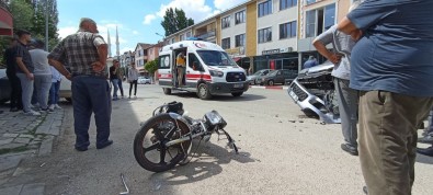 Motorsiklet Ile Kaza Yapti Açiklamasi Saglik Ekiplerine 'Ayagimi Hissetmiyorum' Dedi