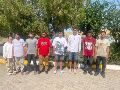 Edirne Jandarmasindan Kaçak Göçmen Operasyonu Açiklamasi 23 Yakalama