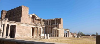 Sardes Antik Kenti'ndeki Kazilarda 160'Inci Yil