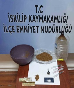 Çorum'da Uyusturucu Operasyonu Açiklamasi 4 Gözalti