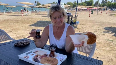Yumurtalik Sahillerinde Herkes Yesin Içsin Diye Çay-Simit 5 TL