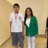 Afyonkarahisarli Satranç Sporcusu Turnuvada Üçüncü Oldu Haberi