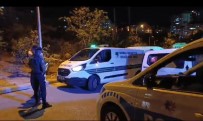 Bosanma Asamasindaki Esini Öldürüp Intihar Etti