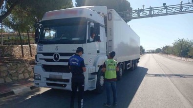 Büyüksehir Ekipleri Kayit Disiyla Mücadelesini Sürdürüyor
